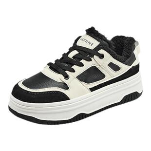 达芙妮板鞋女款冬季加绒2025新款增高女鞋休闲黑白超火厚底小白鞋