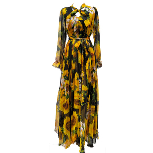 青海湖旅拍及踝连衣裙子印花雪纺裙大码长袖大摆海边度假沙滩长裙