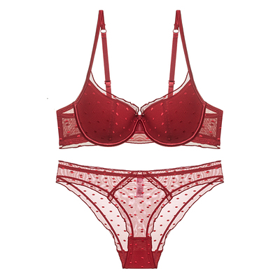 维多利亚法式红色内衣聚拢本命年