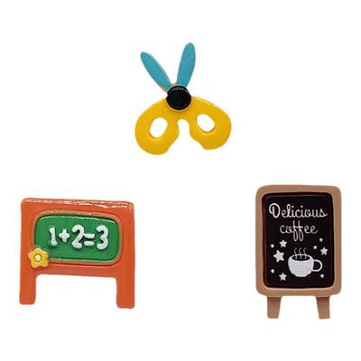 Crocs剪刀书本鞋花扣洞洞鞋配饰