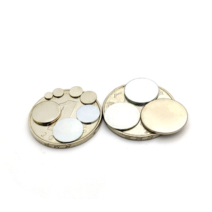 磁铁厂家直销定制0.5mm圆形薄片永磁铁胸牌冰箱贴磁石钕铁硼强磁