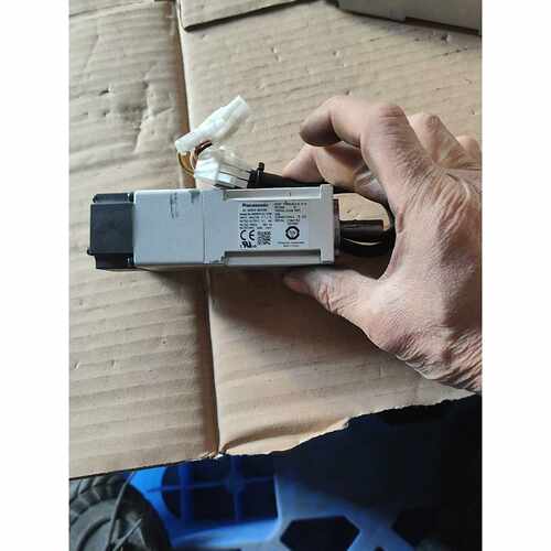 电机：MSMF012L1V2M ，有3台，为。询价
