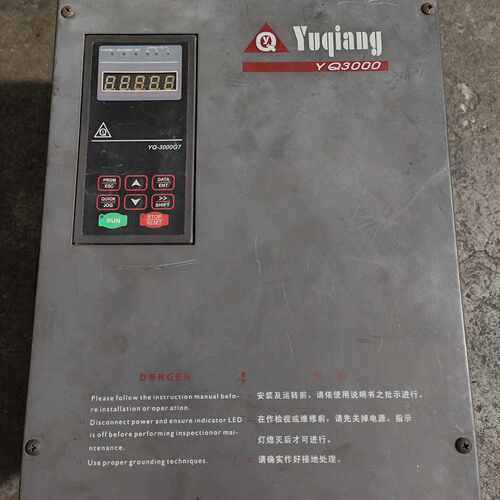溢价-誉强YQ3000G7-4022G/30P 重载22千瓦变频器