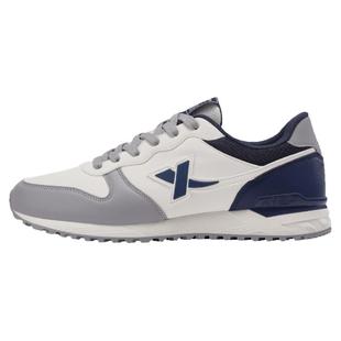 特步男鞋2025秋冬新款跑步鞋减震跑鞋复古皮面休闲旅游运动鞋男款