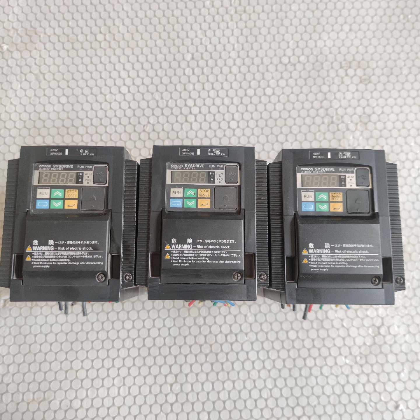 议价-变频器3G3MX2A4015Z1.5KW38
