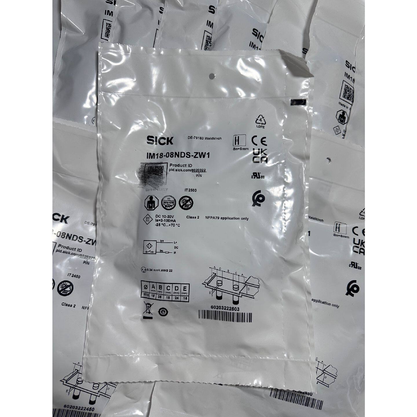 议价SICK全新原装正品IME18-08NDS-ZW1 6020322接近开关传感器