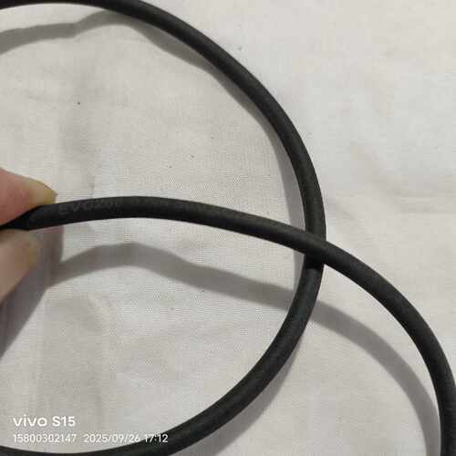 全新易福门EVC266，黑色线身，橙色接头，长度约2米。适用议价