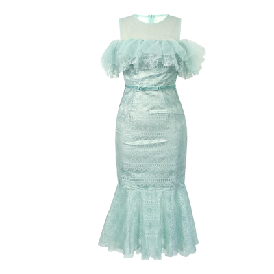 荷叶边露肩蕾丝超好看连衣裙