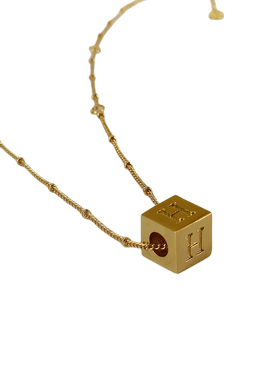字母方砖项链高品质饰品