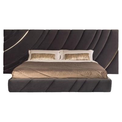 设计师别墅磨砂真皮大床