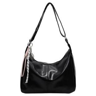 高级感斜挎包包女款2025新款流行时尚百搭通勤单肩包大容量托特包