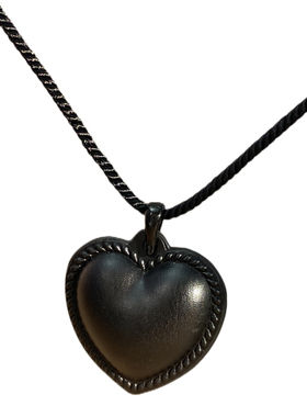 fever同款彩色皮质爱心系绳项链