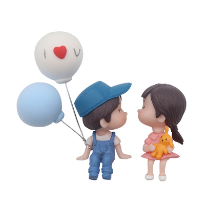 车载情侣摆件车内车上中控台公仔网红可爱汽车装饰用品大全摆台女