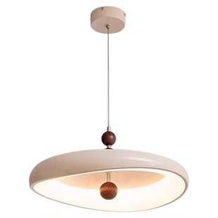 餐厅吊灯奶油中古风2025年新款餐桌吊灯创意个性艺术家用专用餐吊