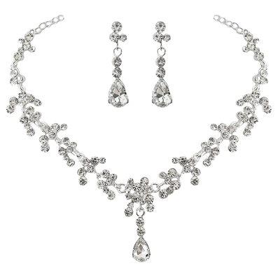 矜贵千金感锆石水滴项链