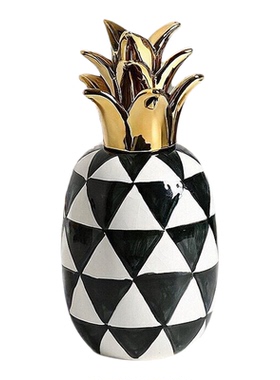 简约现代小狗手掌苹果小香梨摆件