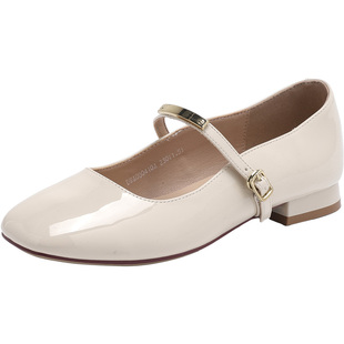 大东女鞋2026夏季新款时尚简约舒适低跟方跟方头百搭休闲女凉鞋