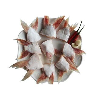 新鲜巴沙鱼鳍鱼翅膀鱼肥油冷冻巴沙鱼翅商用鱼划水鱼下巴海鲜水产