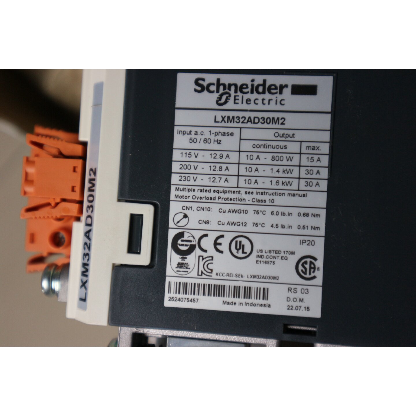 议价施耐德LXM32MD18N4驱动器 18A RMS峰值电流3相480V全新正品现