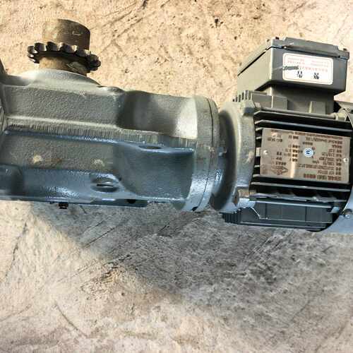 议价SEW赛威齿轮减速机 型号K37DT71D4 功率0.37k