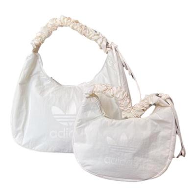 阿迪达斯三叶草运动休闲云朵包