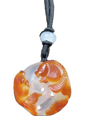 玛瑙俏色巧雕莫比乌斯环双鱼吊坠天然玛瑙纯手工雕刻男女款项链