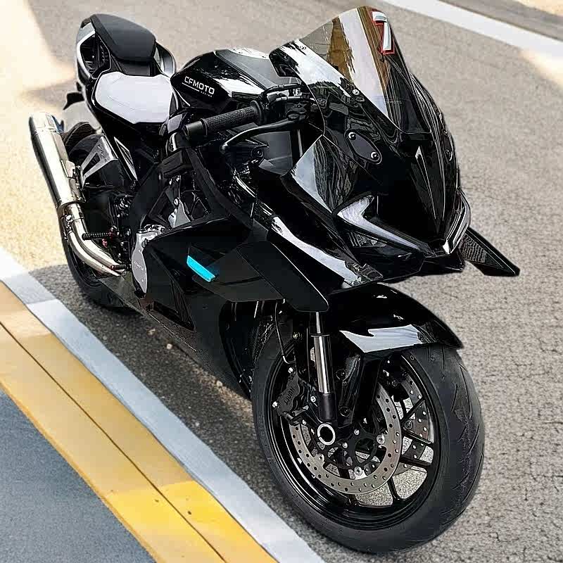 适用春风675sr风挡竞技改装件新款加高分体式前挡风改件v造梦配件