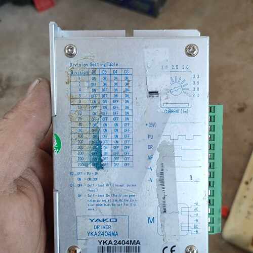 下单前咨询研控步进驱动器 YKA2404MA成色如图， 试机,
