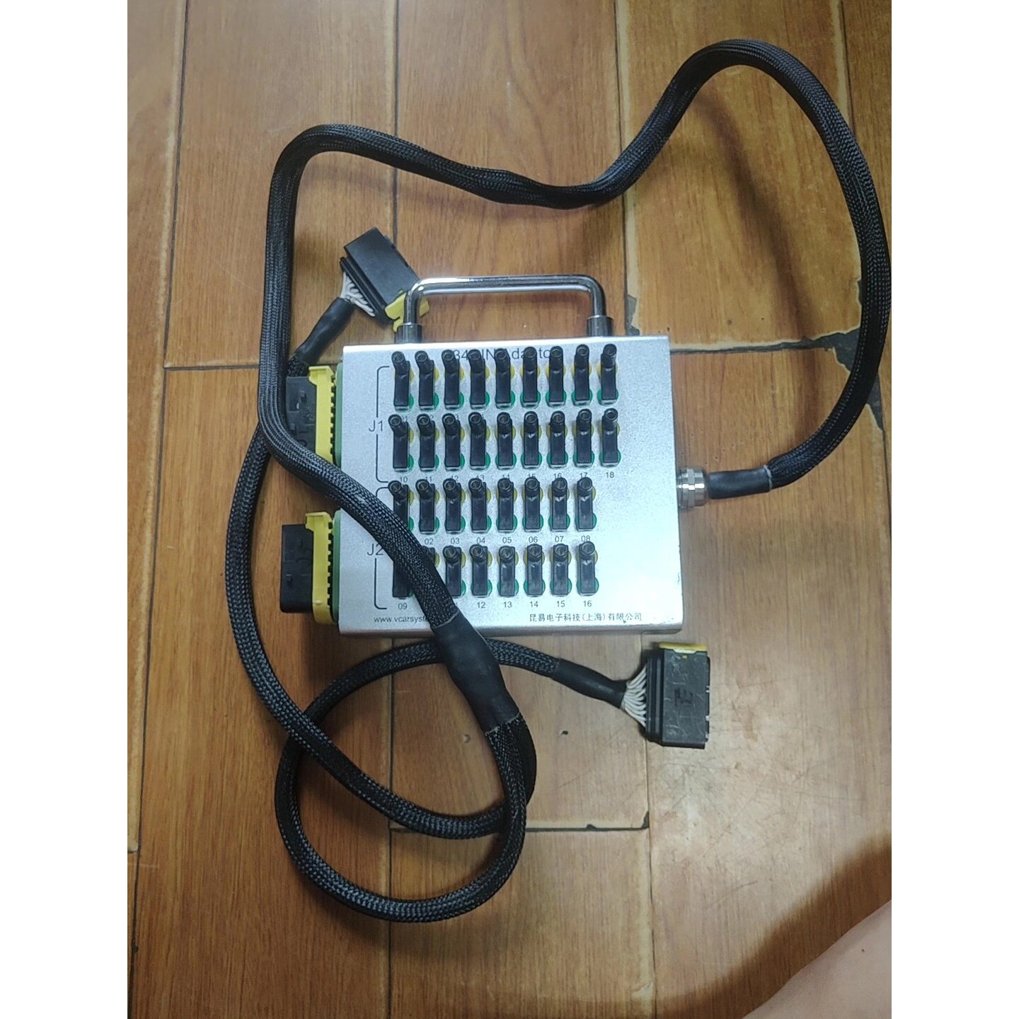 议价标定用incaetas试验测试台架诊断接线盒功能正维修图片