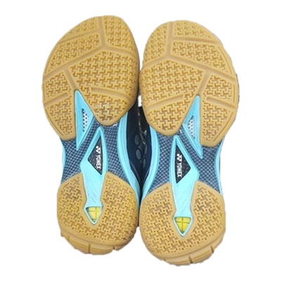 羽毛球鞋换底修复尤尼克斯65z3胜利运动鞋换底磨损修补鞋底换底