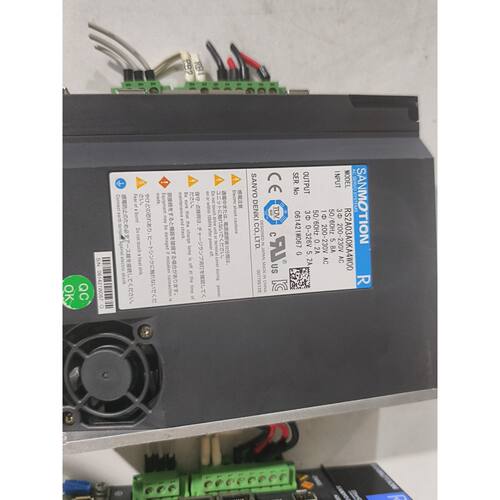议价伺服驱动器RS2A03A0KA4W00维修