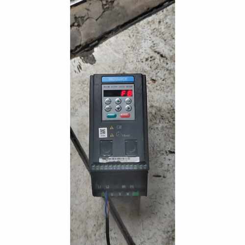 议价拆机变频器型号MD200S0.75B220V0.维修