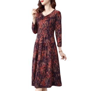 香妮芬v领中年妈妈连衣裙女2026新款春季长袖高贵优雅气质大摆裙