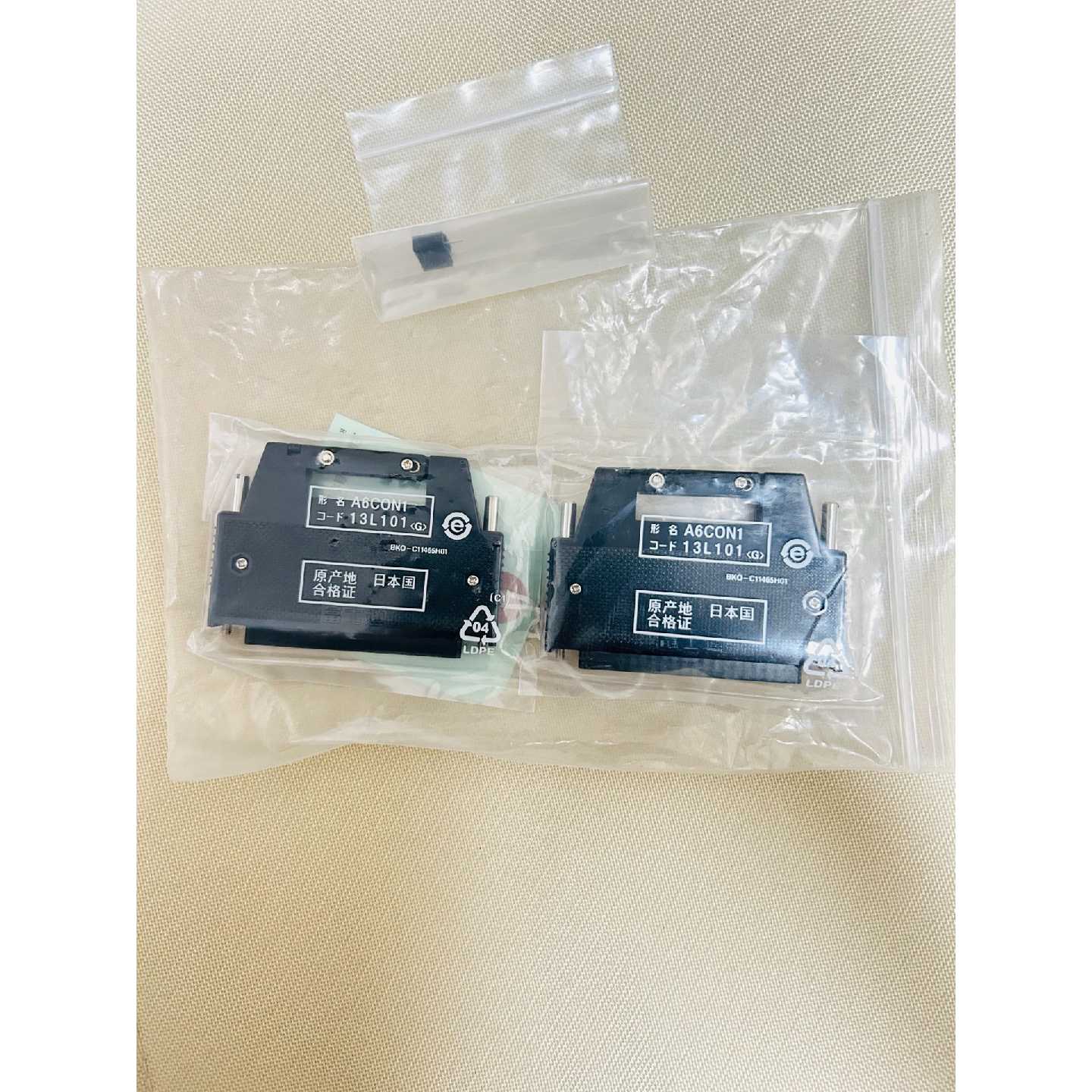 〔议价-可维修〕富士通 A6CON1连接器 三菱PLC插头40芯镀金 全新