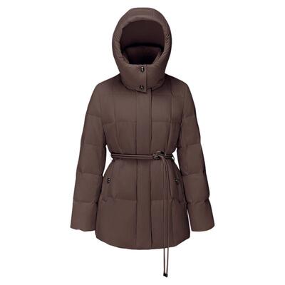 波司登新款中长款鹅绒服