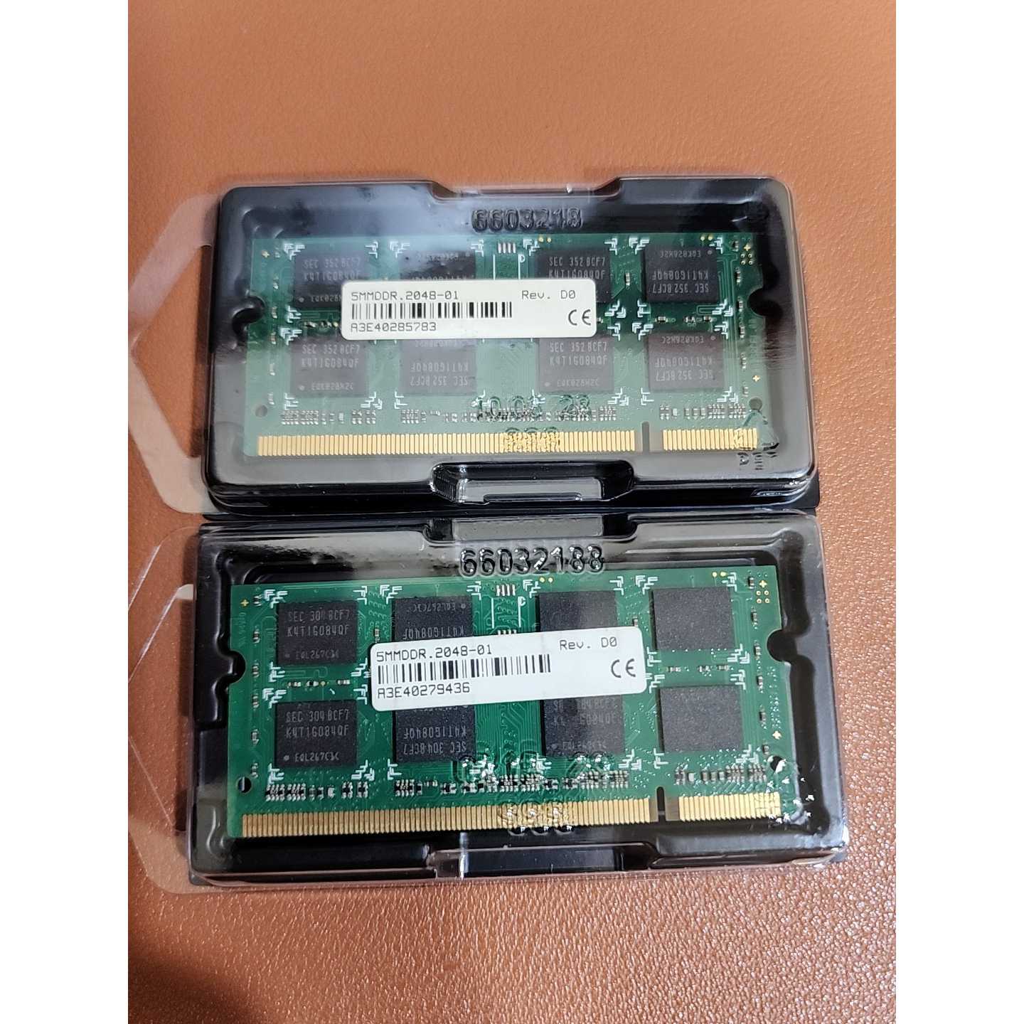 PC810 内存条  2G-询价