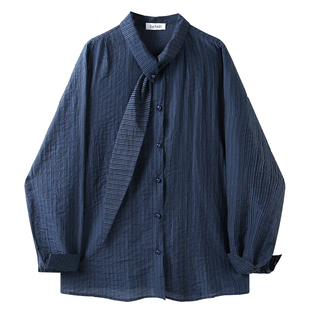 蓝色气质复古飘带条纹衬衫女春新款小众时尚百搭别致独特漂亮上衣