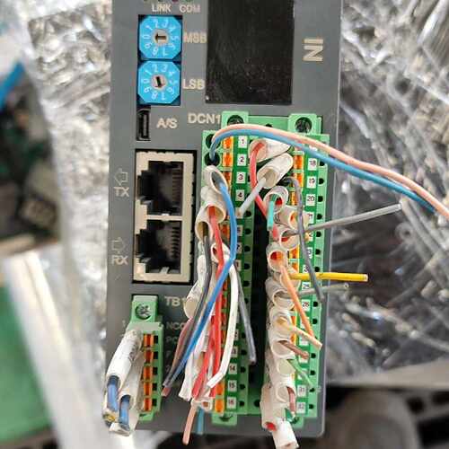议价AXT N3RTEX-DI32 控制器，功能正常，成色如图，维修