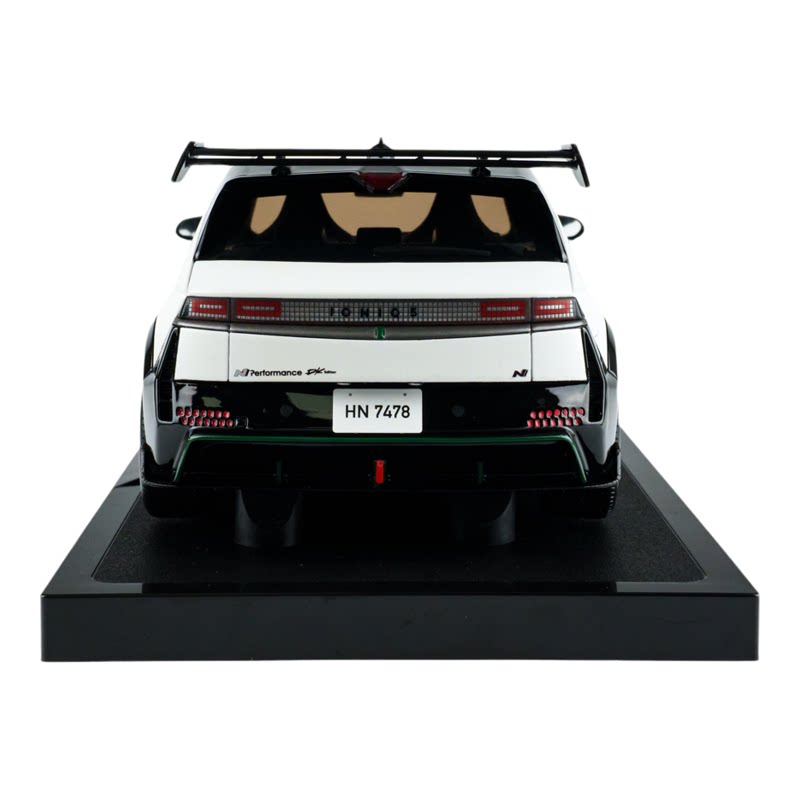 2025款 现代IONIQ 5N DK Edition 艾尼氪 OTTO 1:18 仿真汽车模型