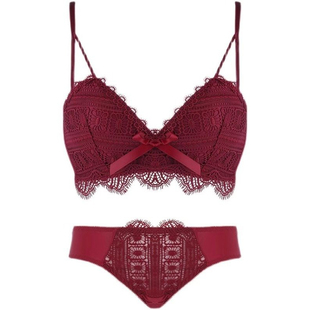 维多利亚内衣聚拢小胸调整型蕾丝红色本命年收副乳防下垂文胸套装