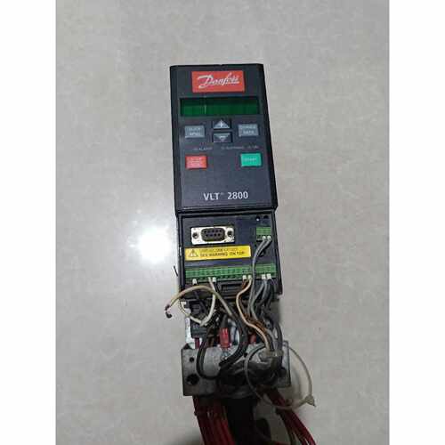 议价丹佛斯VLT2800 0.75KW变频器VLT2807PT4B20STR0DBF00A00拆机
