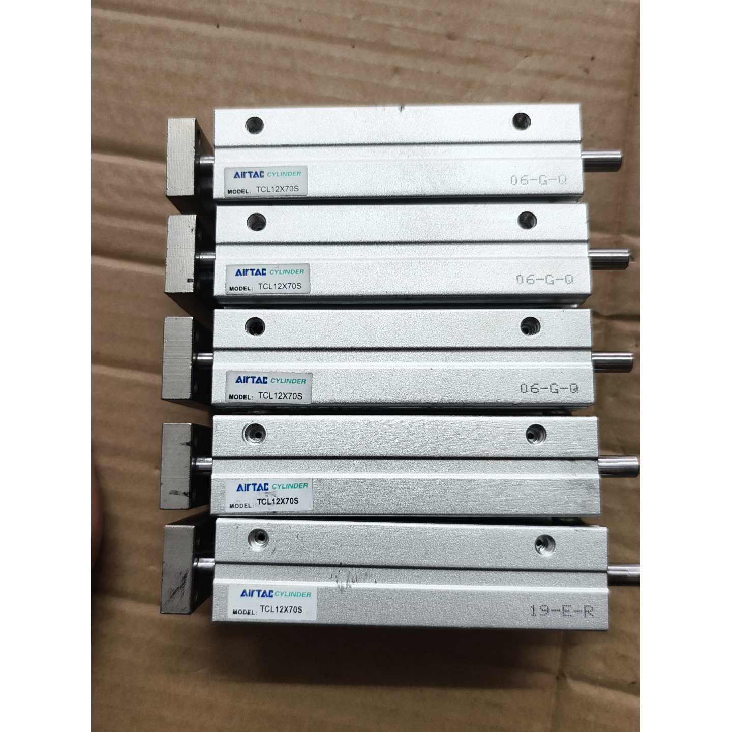 议价TCL12X70S亚德客气缸原装拆机实物拍摄成色如可维修