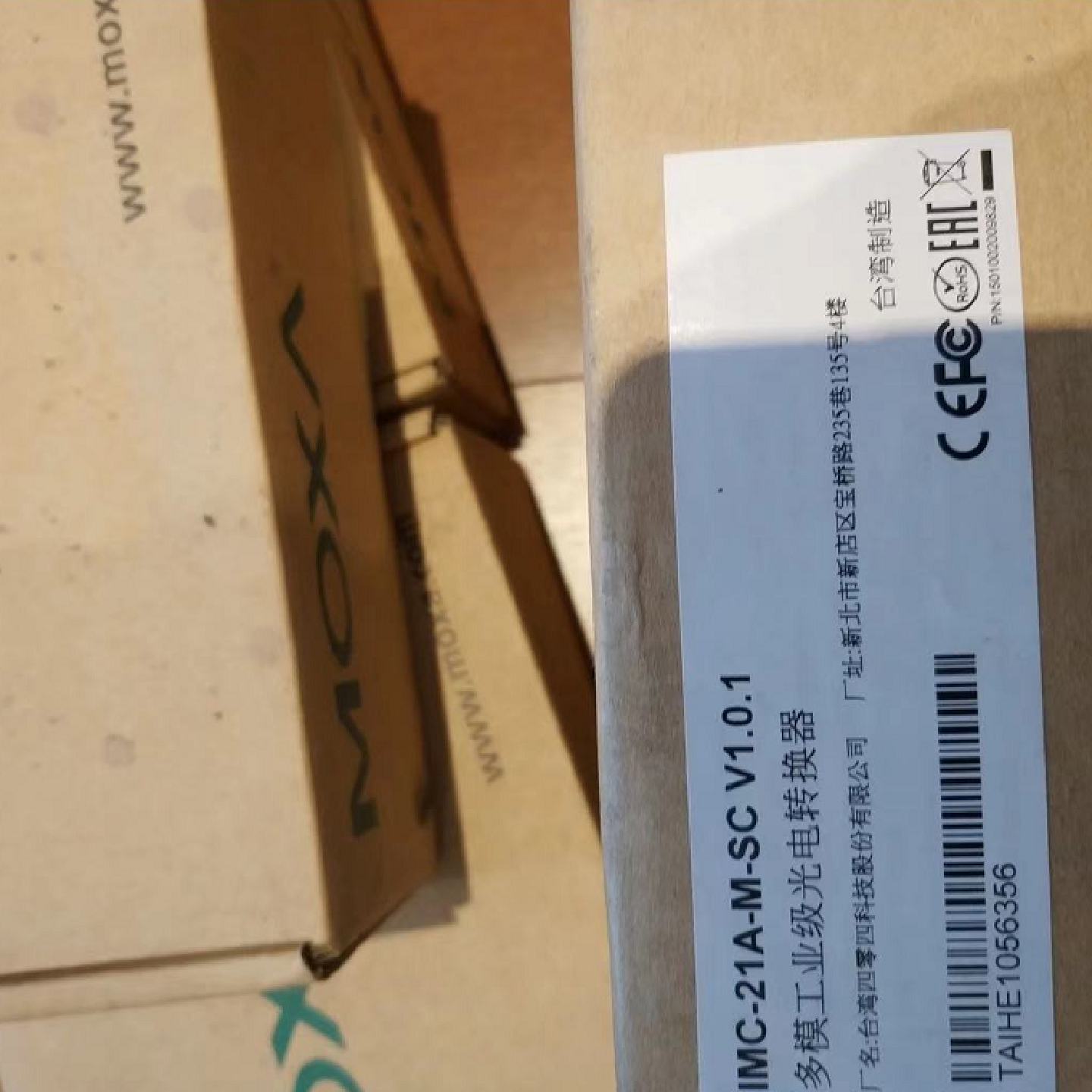 议价MOXA IMC-21A-M-SC-T 宽温型,百兆多模,光电转换器