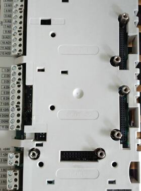 议价ABB 变频器RDCU-02C IXXR7000