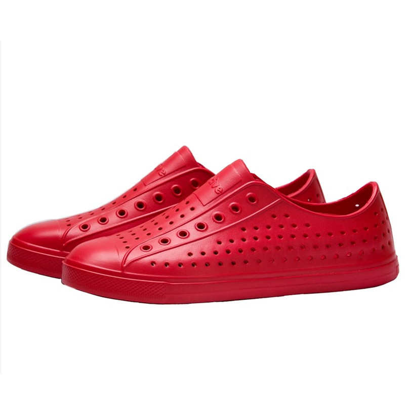 夏季洞洞鞋男女情侣凉鞋软底沙滩鞋一脚蹬透气懒人鞋防水靴小白鞋