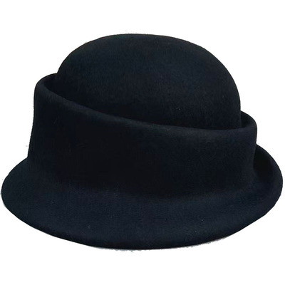 毡帽轻覆丨戴出民国大小姐的矜贵