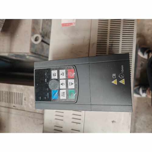 议价德佛斯变频器FS10005R5G5R5P维修