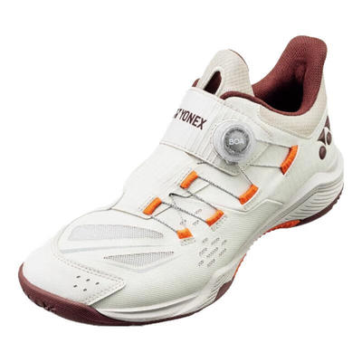 尤尼克斯羽毛球鞋BOA系统包裹脚