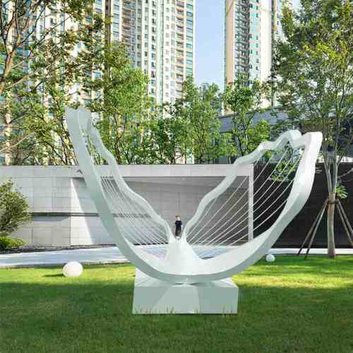 源头工厂家加工定制精神户外雕塑摆件景观大型不锈钢廊小品架堡垒