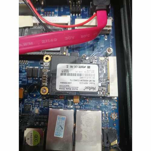 议价3205U小机箱4GB内存120G硬盘维修